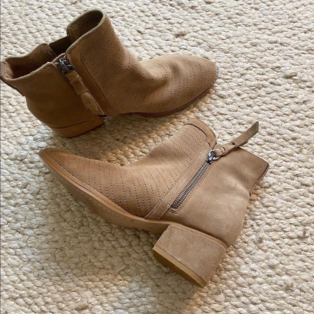 Splendid booties